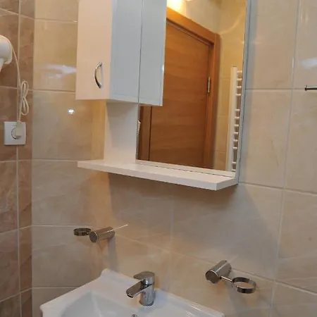 Pavlovic * קופאוניק